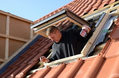 Pose de fenêtres de toit Velux à Bron